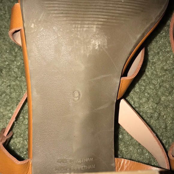 Old Navy Block Heel - Picture 3 of 4